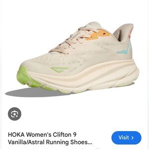 HOKA Clifton 9 Running Shoes
